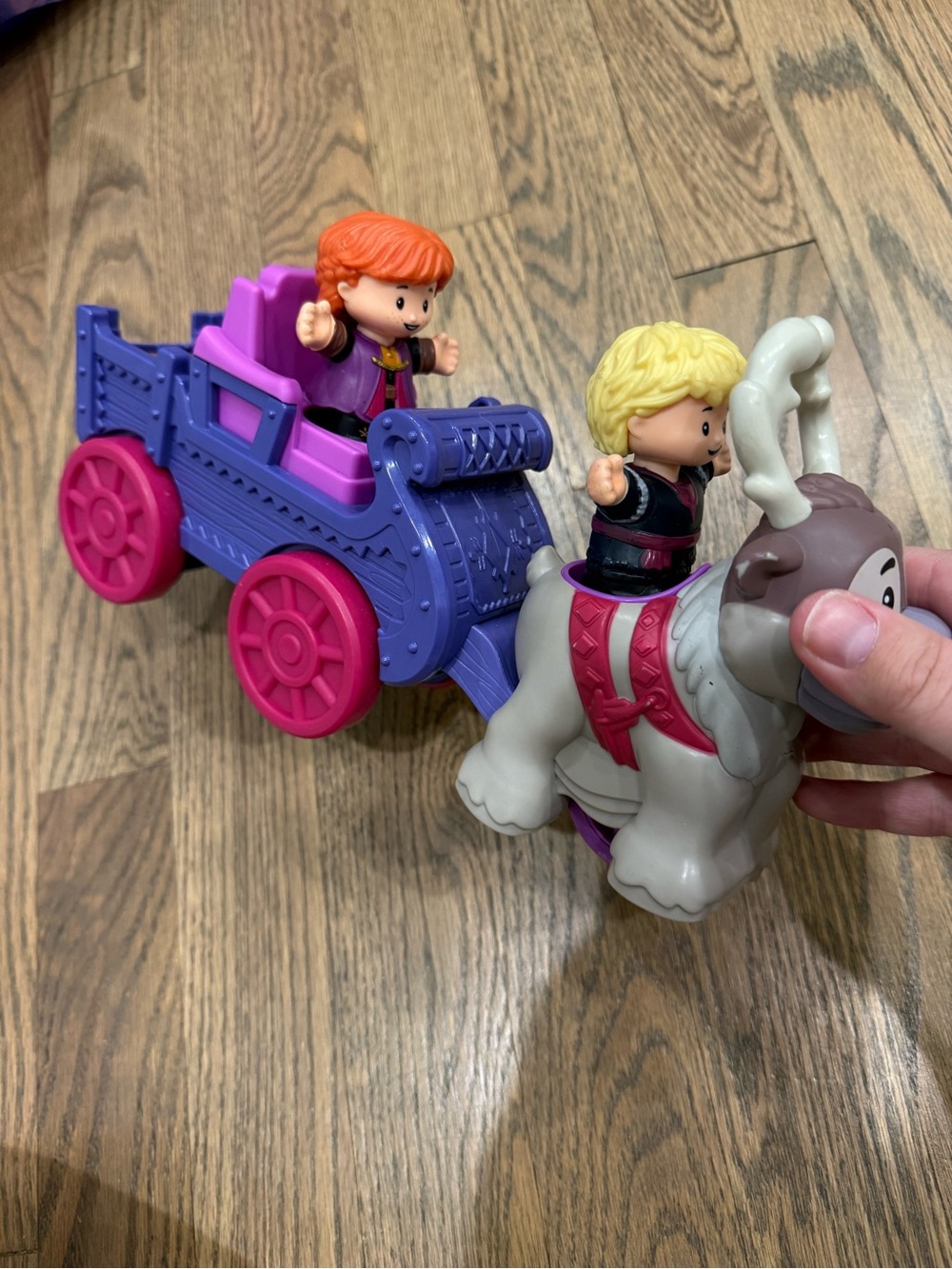 Little People Frozen Sleigh - Picture 6 of 6